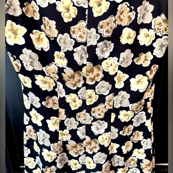 Floral midi semi sheer dress - Picture 4 of 7